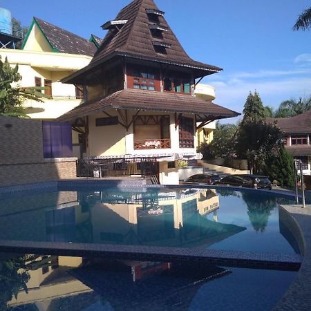 Sapadia Hotel And Cottage Parapat Exteriér fotografie
