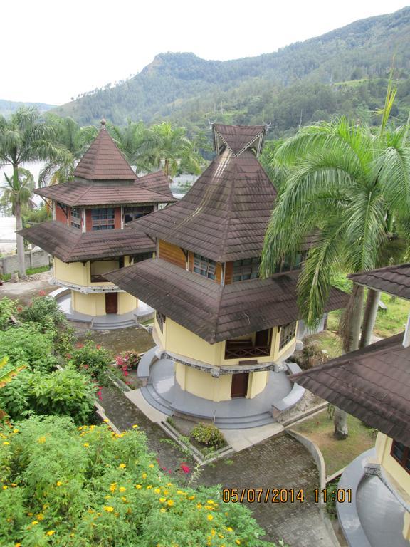 Sapadia Hotel And Cottage Parapat Pokoj fotografie